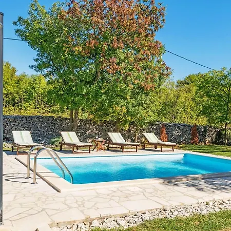 Casa Iris