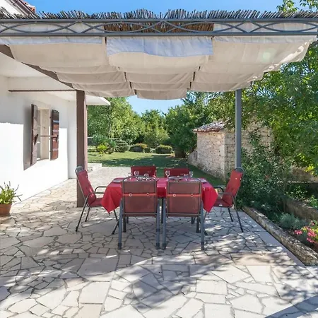 Prázdninový dům Casa Iris *